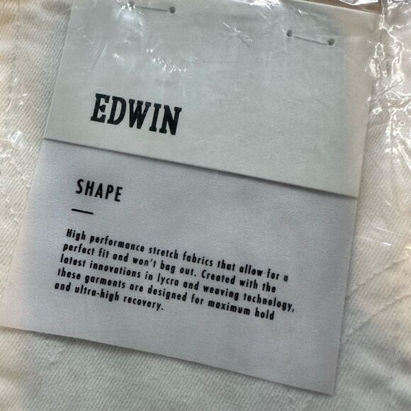 NWT EDWIN Women’s Bree Mid Rise Crop Straight Leg Ivory Jeans - Size 24 - Picture 7 of 10